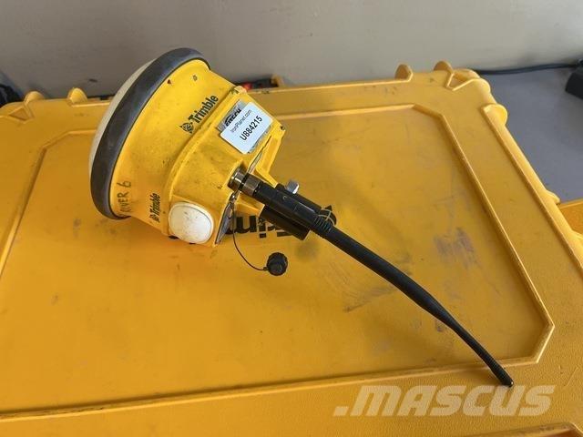 Trimble SPS985 Entreprenør - Andet