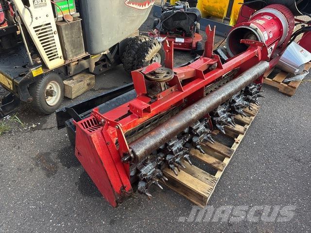 Ventrac EA600 Plæneluftere og river