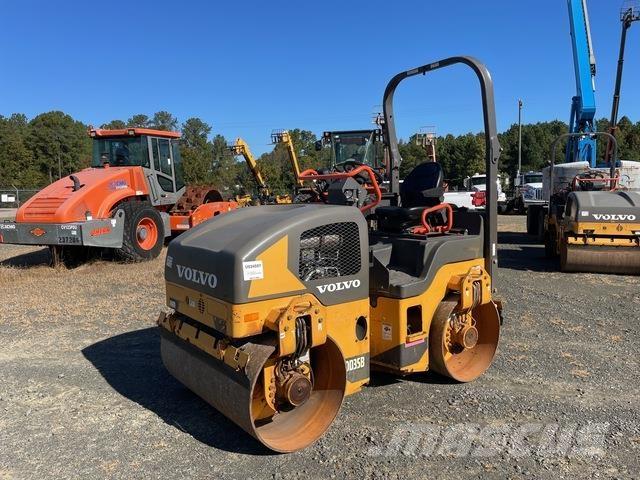 Volvo DD35B Tvilling tromle