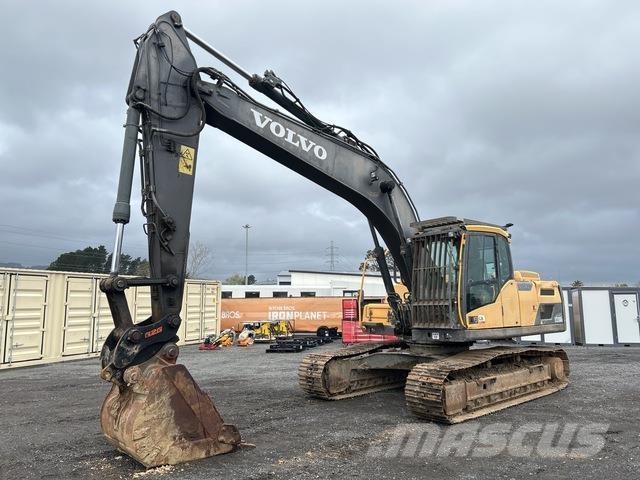 Volvo EC220DL Gravemaskiner på larvebånd