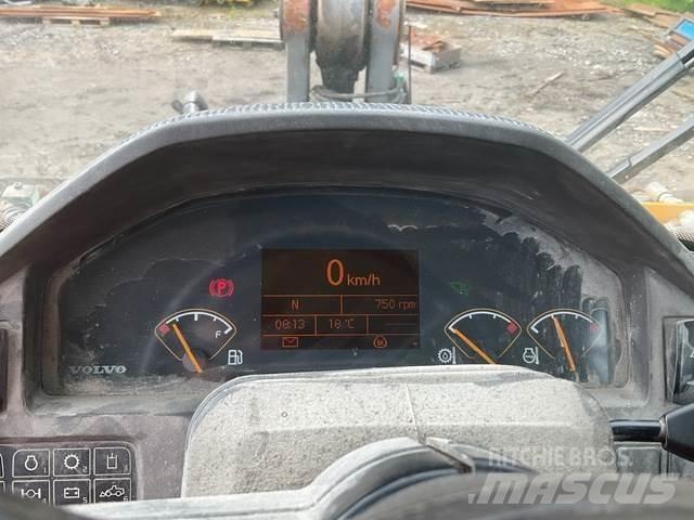 Volvo L220 F Læssemaskiner på hjul