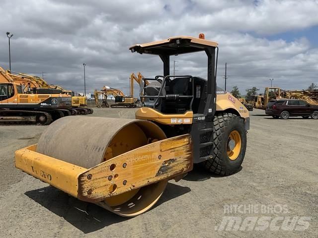 Volvo SD115 Enkelt tromle