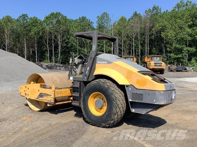 Volvo SD115 Enkelt tromle