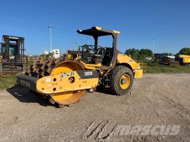 Volvo SD115B Enkelt tromle