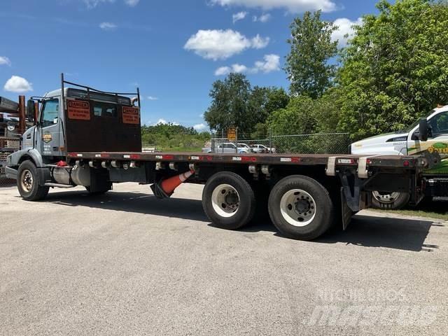 Volvo VHD Lastbil med lad/Flatbed