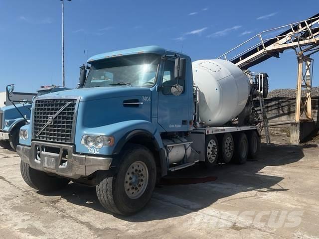 Volvo VHD104F Andre lastbiler