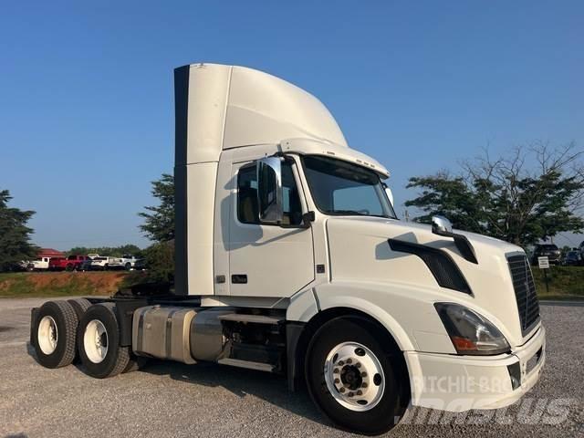 Volvo VNL Trækkere