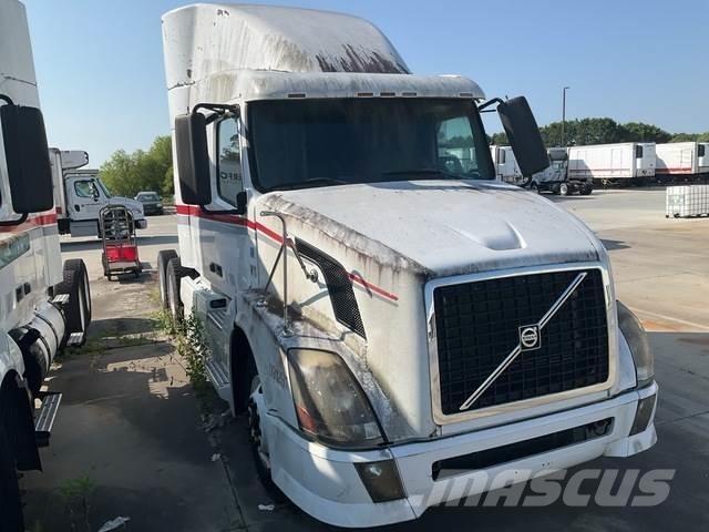 Volvo VNL Trækkere