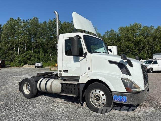 Volvo VNL Trækkere