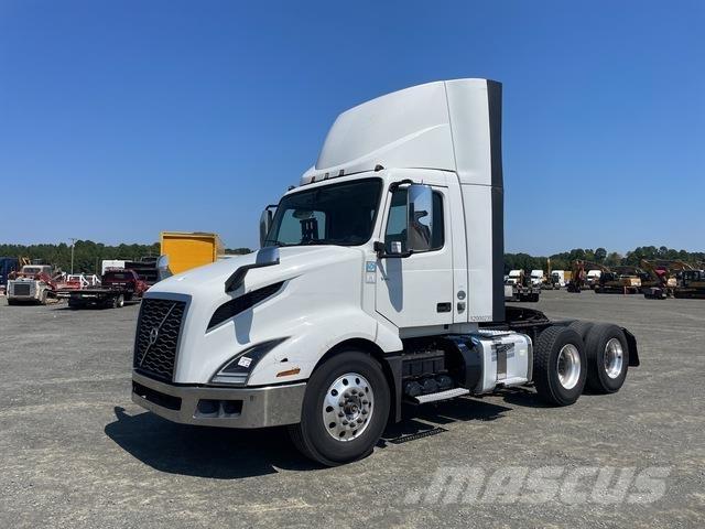 Volvo VNL Trækkere