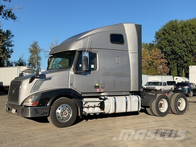 Volvo VNL Trækkere