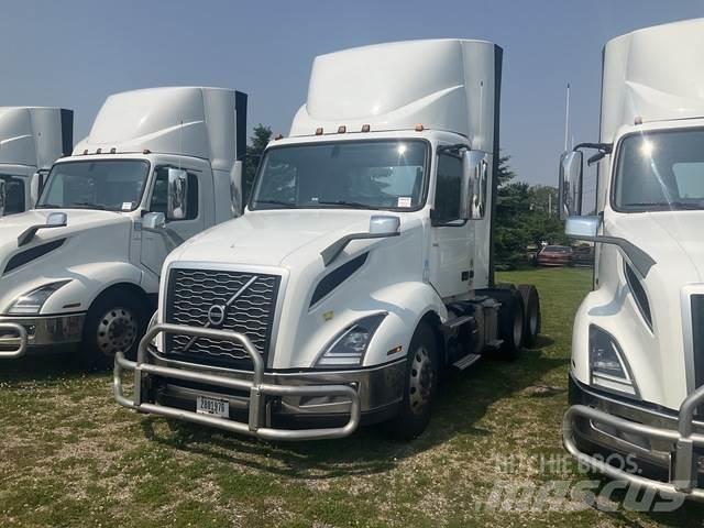 Volvo VNL 300 Trækkere