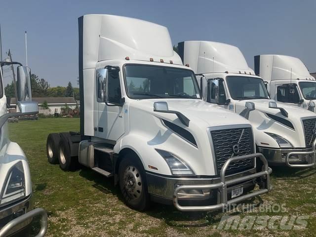 Volvo VNL 300 Trækkere