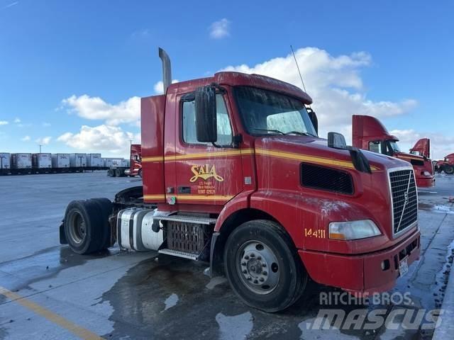 Volvo VNM Trækkere