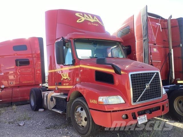 Volvo VNM Trækkere