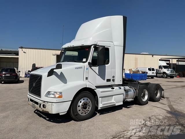 Volvo VNM Trækkere