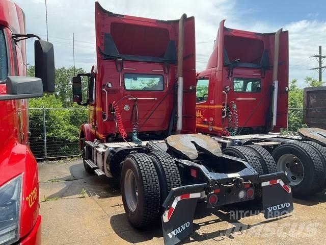 Volvo VNM Trækkere