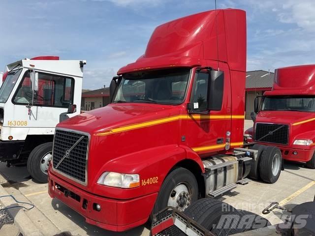 Volvo VNM Trækkere
