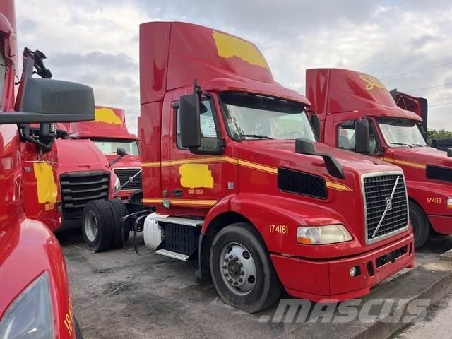 Volvo VNM Trækkere