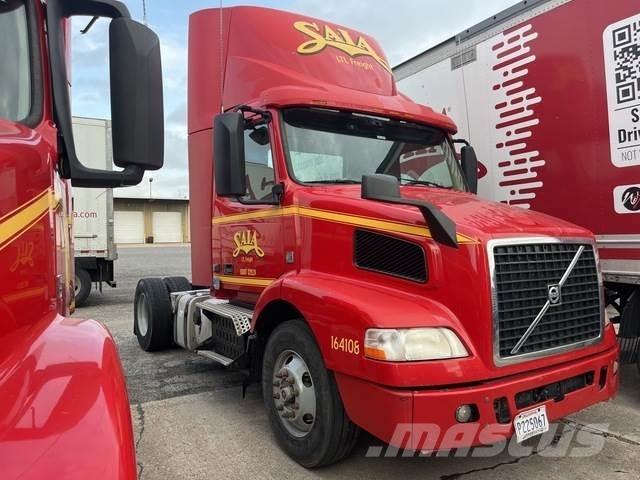 Volvo VNM Trækkere