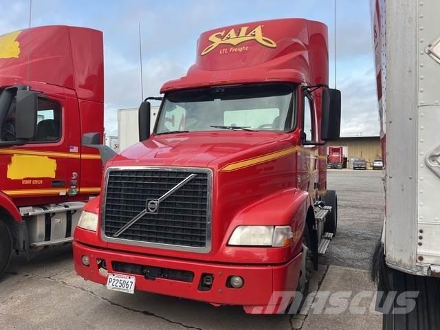 Volvo VNM Trækkere
