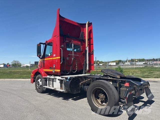 Volvo VNM Trækkere