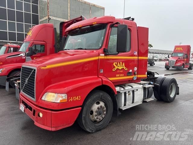 Volvo VNM Trækkere