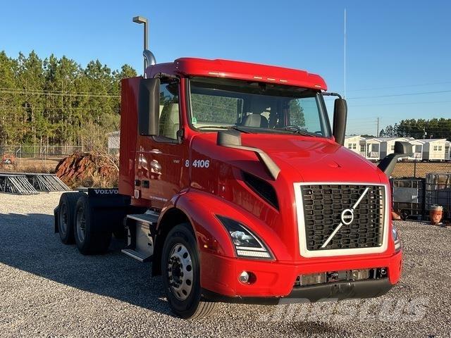 Volvo VNR Trækkere