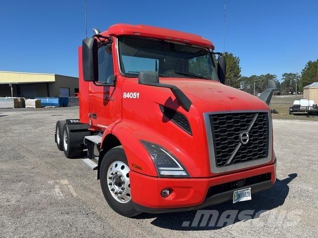 Volvo VNR Trækkere