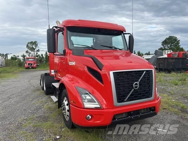 Volvo VNR Trækkere