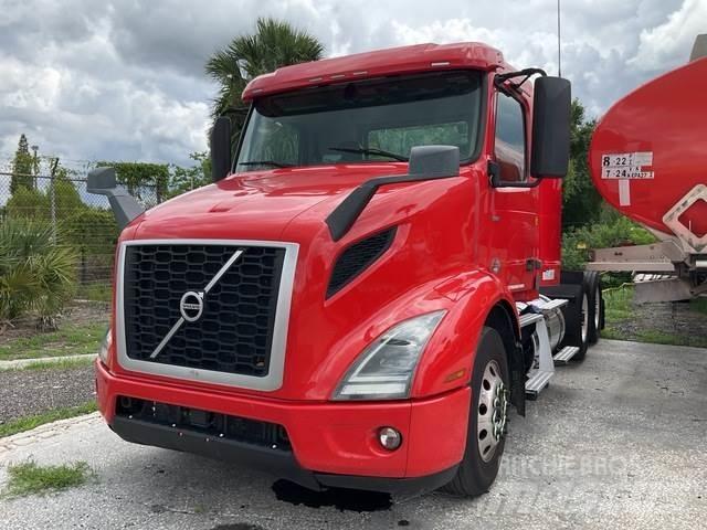 Volvo VNR Trækkere