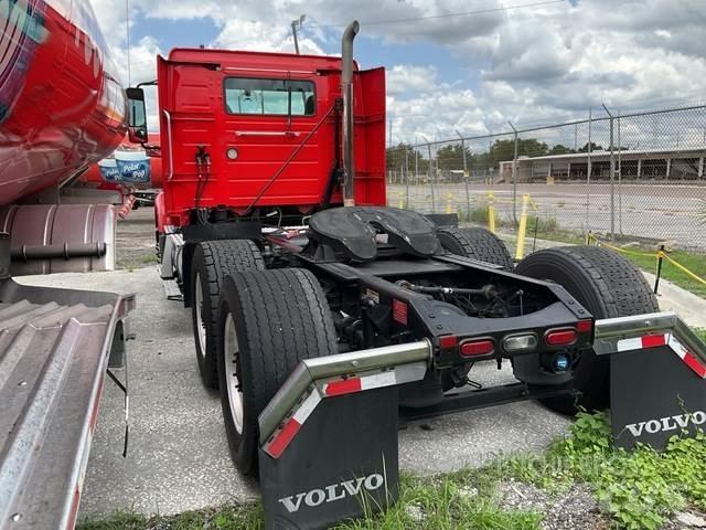 Volvo VNR Trækkere