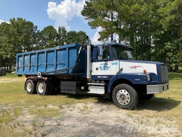 Volvo WG Skip loader