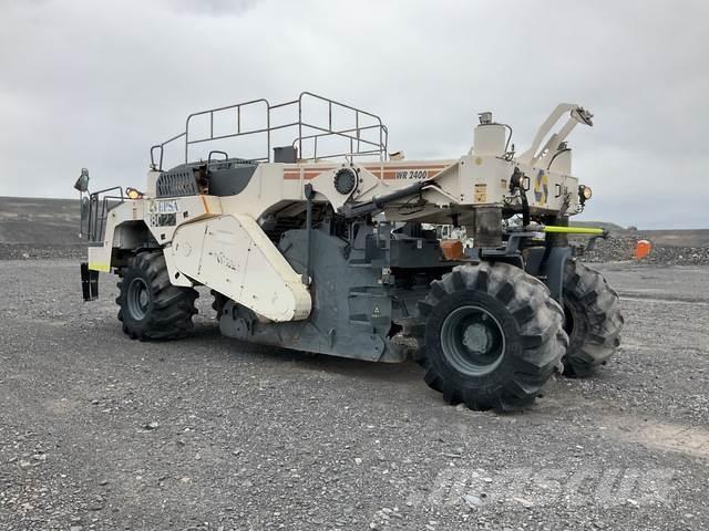 Wirtgen 2400 Jordvibrationstromler
