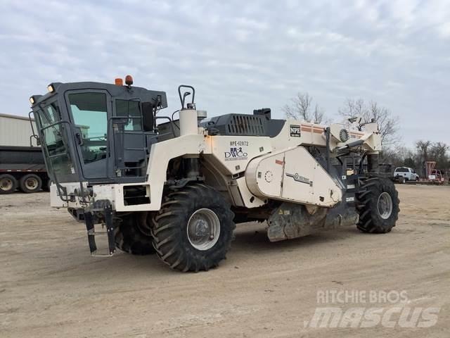 Wirtgen WR2000 Jordvibrationstromler