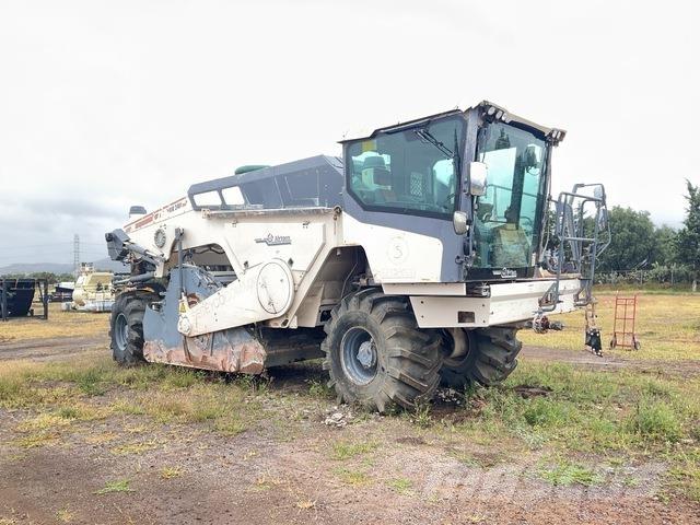 Wirtgen WR240 Jordvibrationstromler