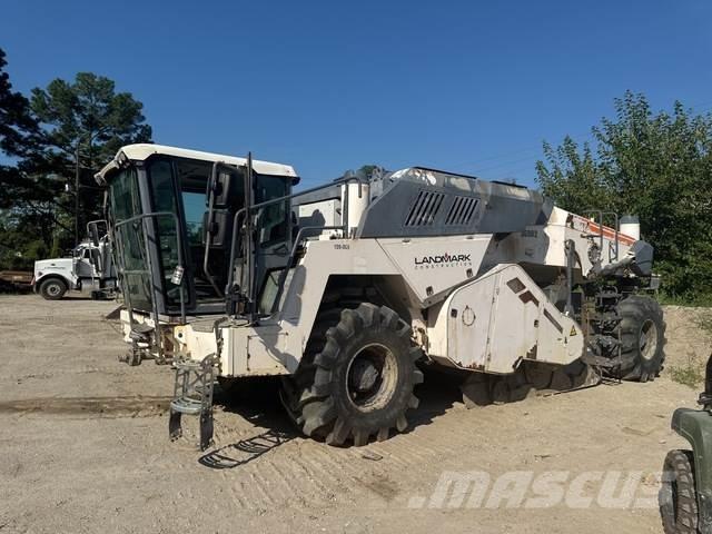 Wirtgen WR240i Jordvibrationstromler