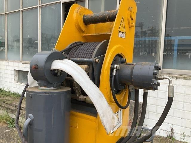 XCMG TSQ3Sk20 Entreprenør - Andet