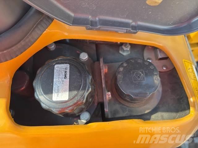 XCMG XE17U Minigravemaskiner