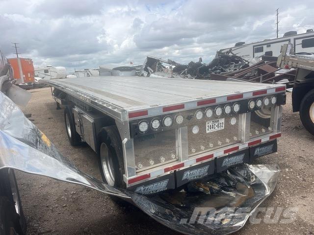 Xtreme  Anhænger med lad/Flatbed