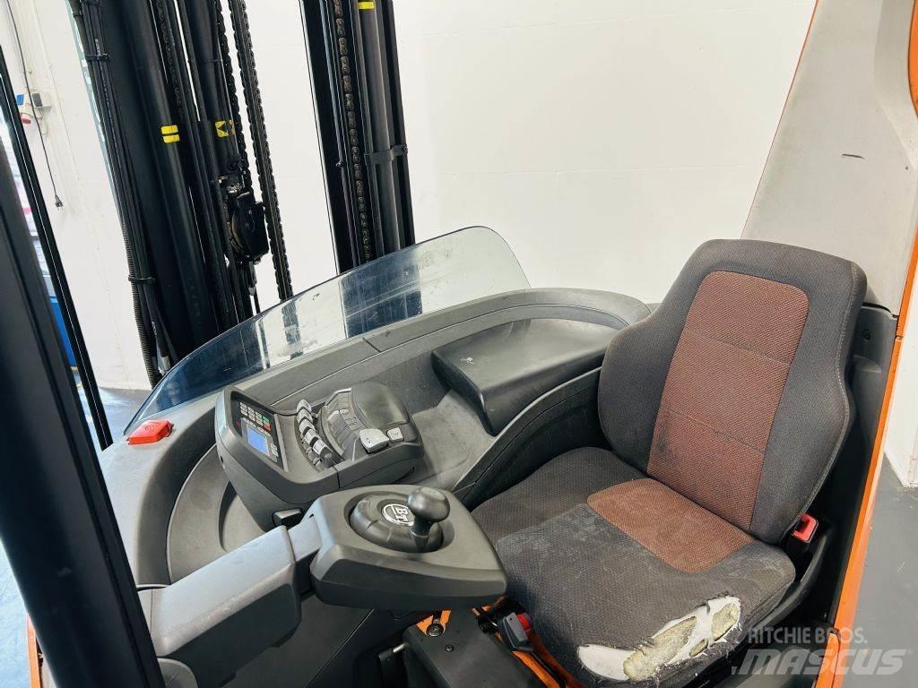 BT RRE160 Reachtruck