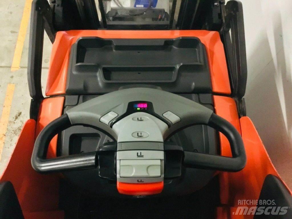 BT SPE200D Selvkørende stablere