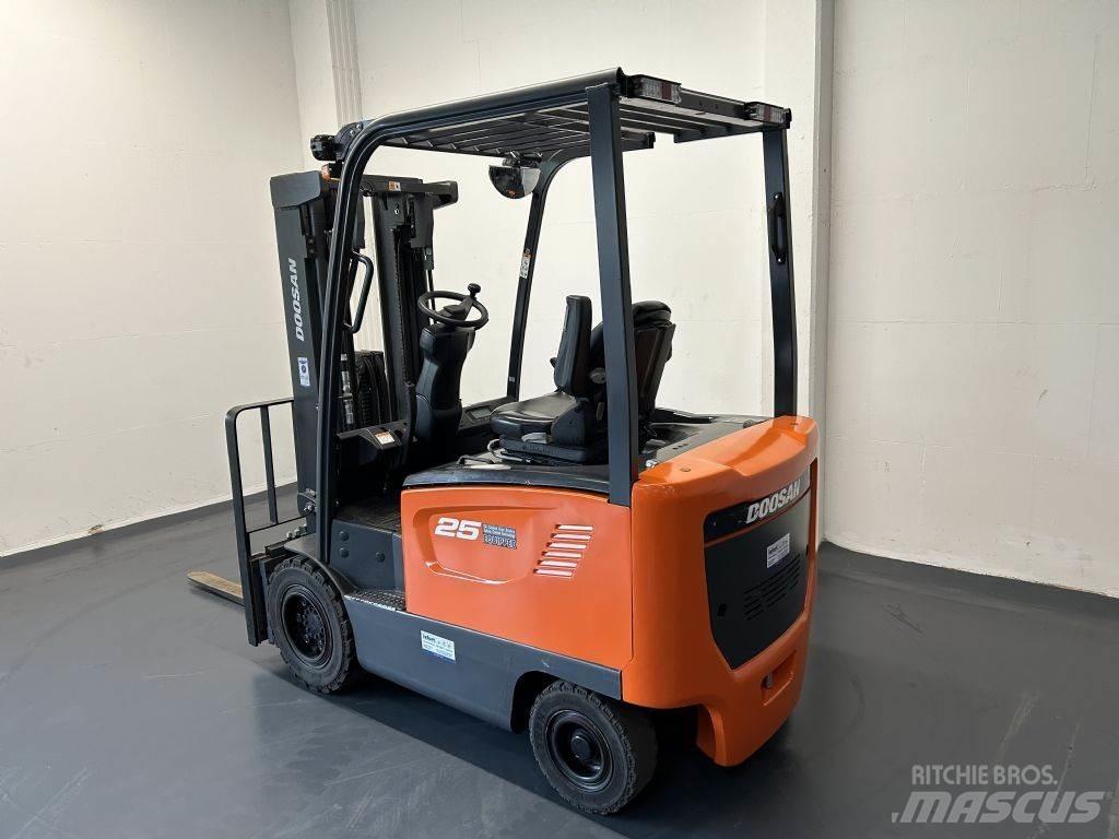 Doosan B25S-7 El gaffeltrucks