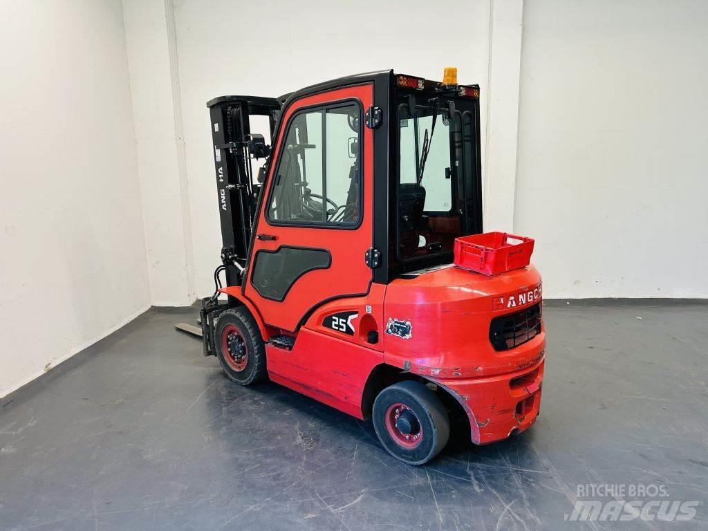 Hangcha CPCD25-XRW92F Diesel gaffeltrucks