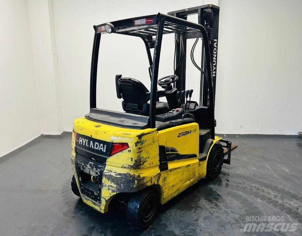 Hyundai 25BH-9 El gaffeltrucks