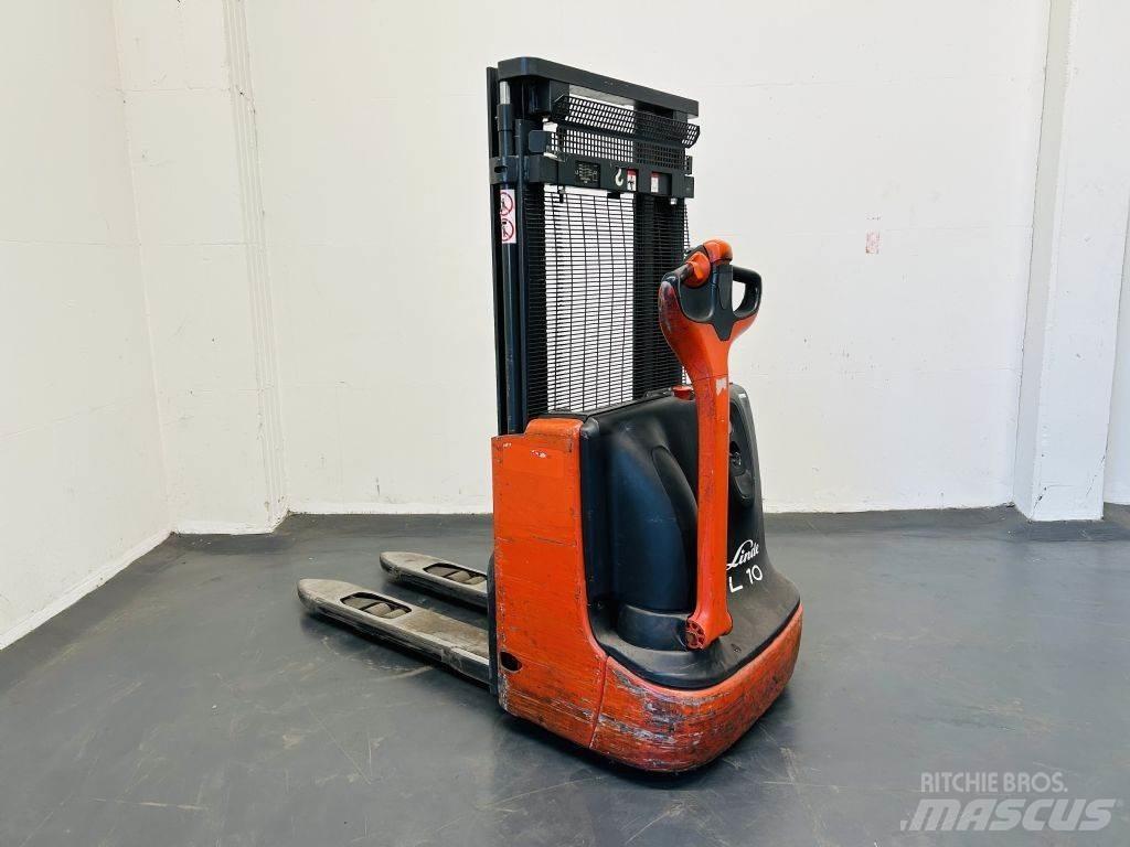 Linde L10 Gaffelstabler med gående fører