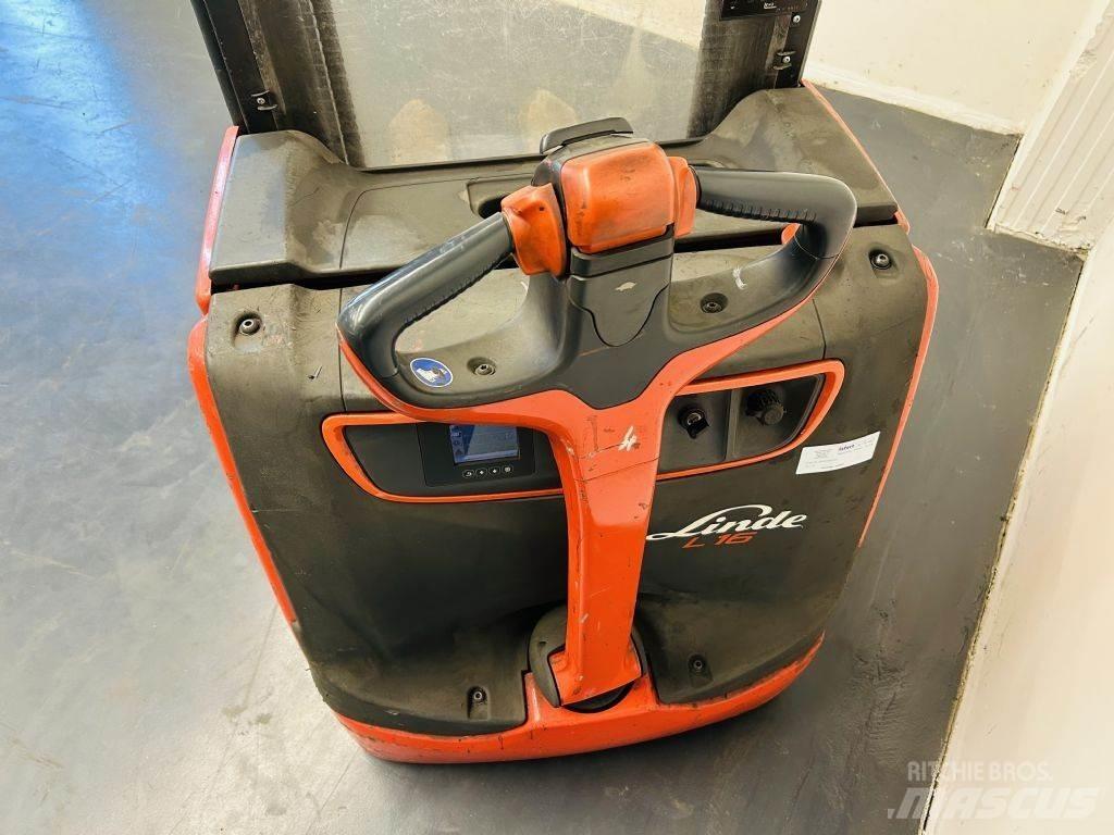 Linde L16 Gaffelstabler med gående fører