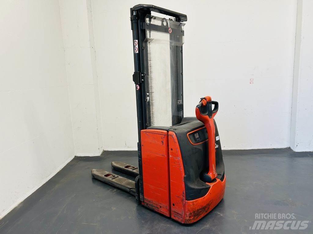 Linde L16 Gaffelstabler med gående fører