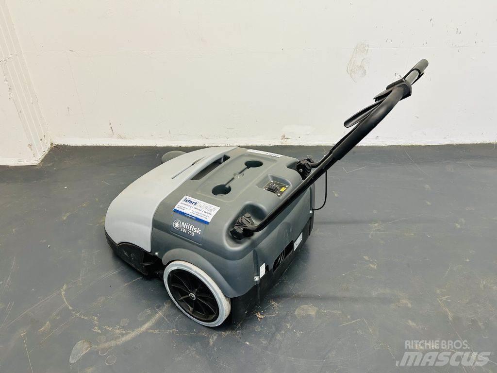 Nilfisk SW750 Fejemaskiner