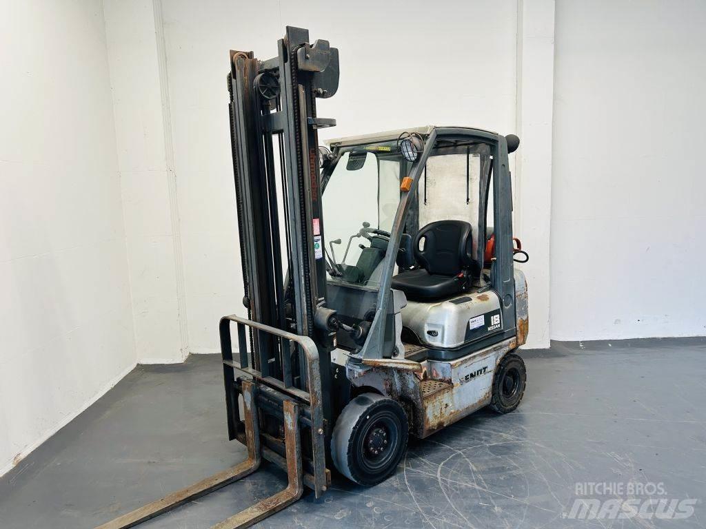 Nissan PD01A18PQ LPG gaffeltrucks